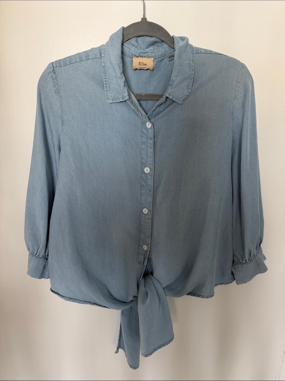 Tahari Light Blue Button-Front Tie Hem Shirt